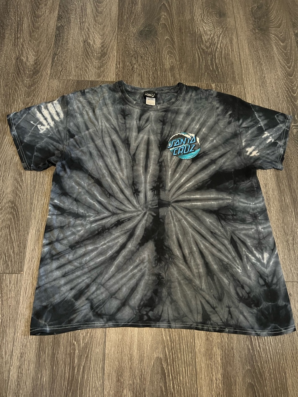 SANTA CRUZ Black/Grey Spider Tie Dye Shirt